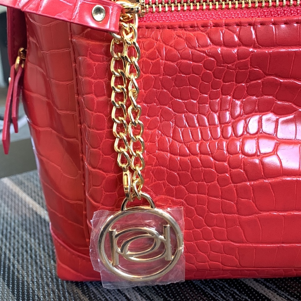 NWT small backpack red - Picture 3 of 4